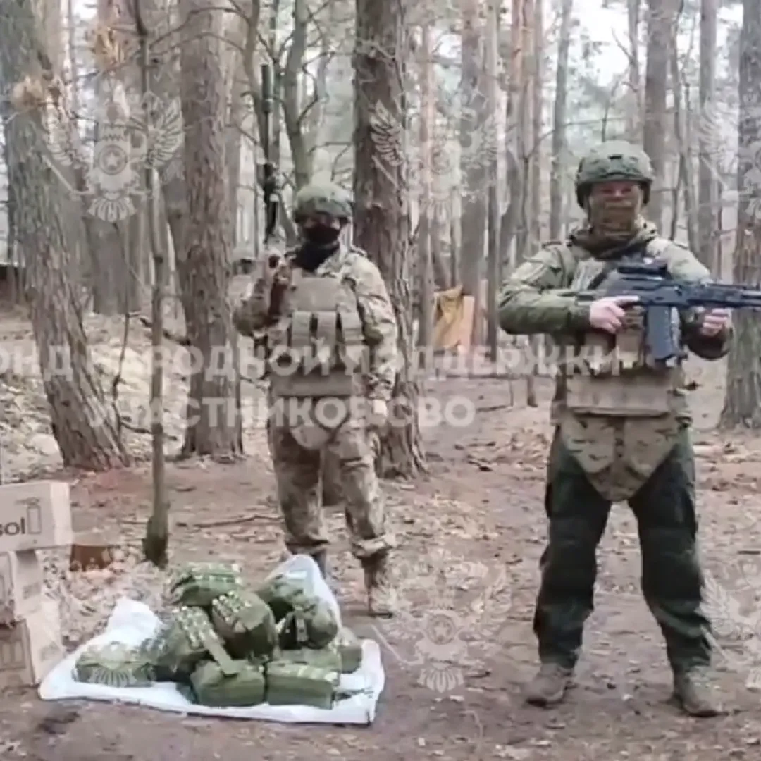 Оборудование связи передано бойцам